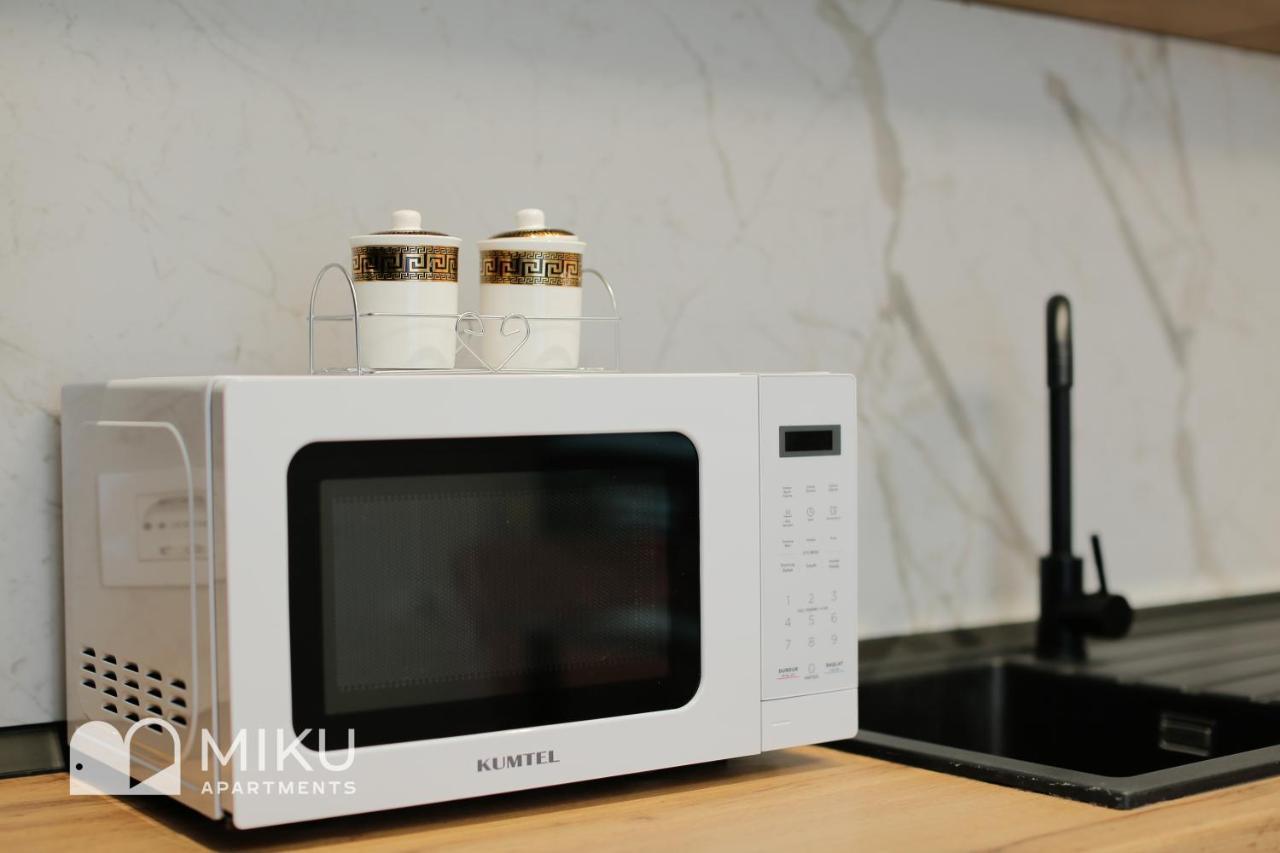 Miku Apartment - Glamorous 1Bedroom Apartment At Olympic Residence ติรานา ภายนอก รูปภาพ