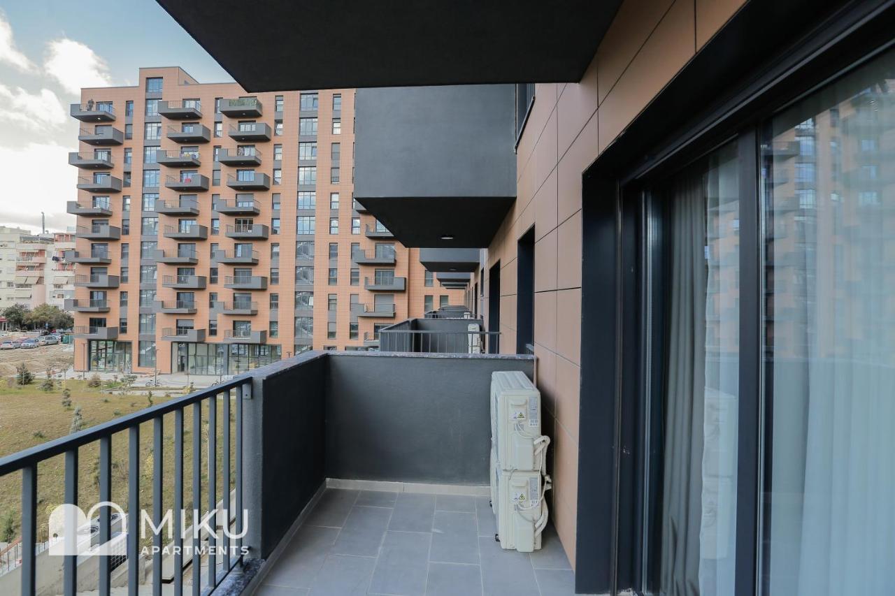 Miku Apartment - Glamorous 1Bedroom Apartment At Olympic Residence ติรานา ภายนอก รูปภาพ