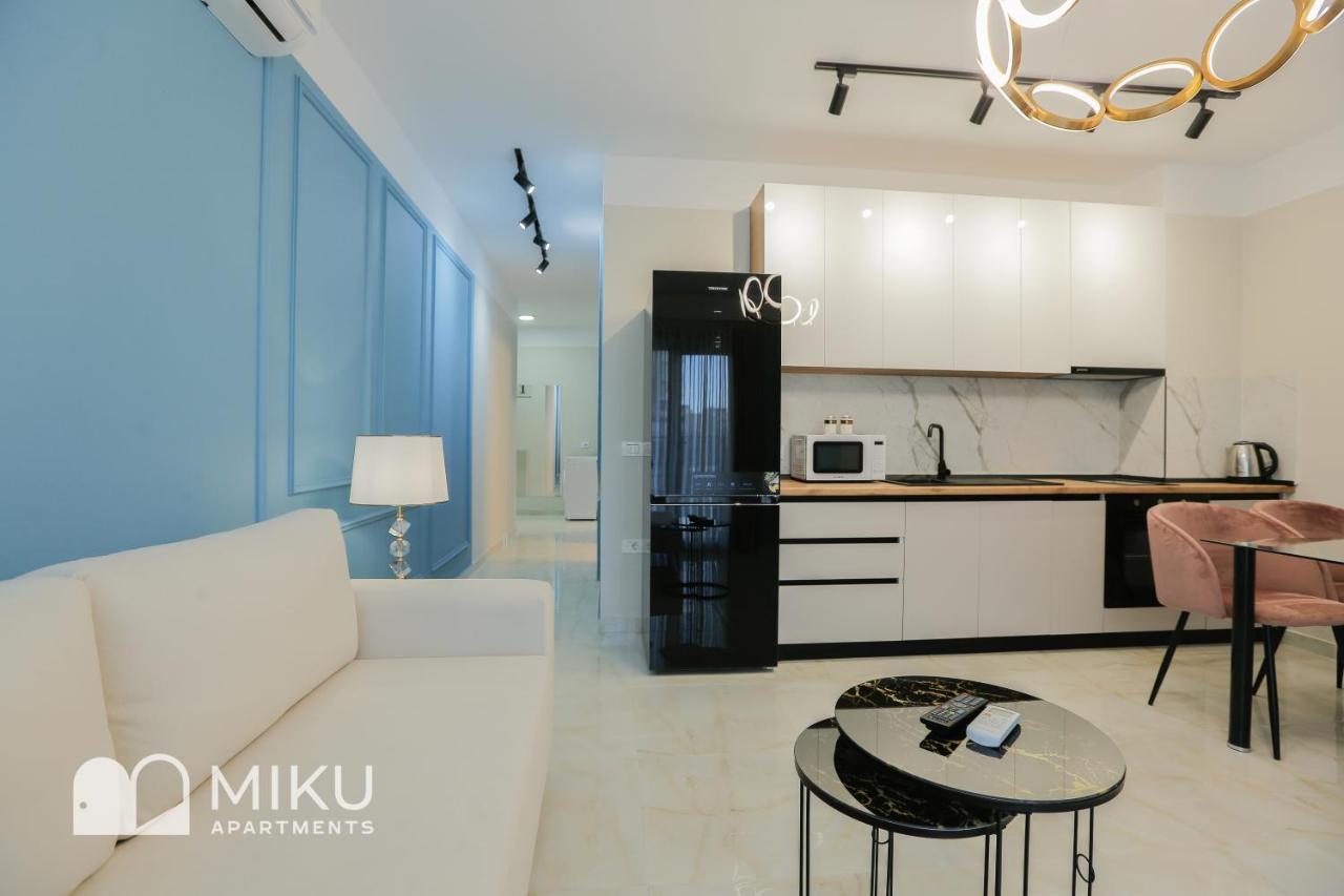 Miku Apartment - Glamorous 1Bedroom Apartment At Olympic Residence ติรานา ภายนอก รูปภาพ